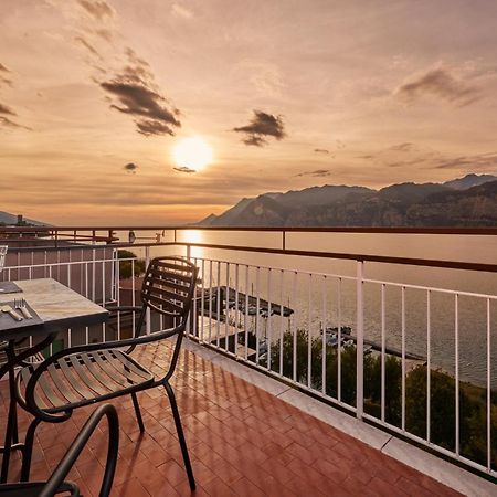 Lake View Luca Apartment Malcesine Exterior foto
